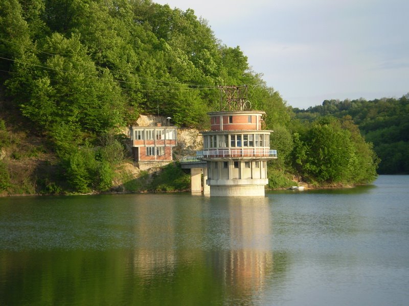 Lake Garashi - Garaško jezero by Milanco