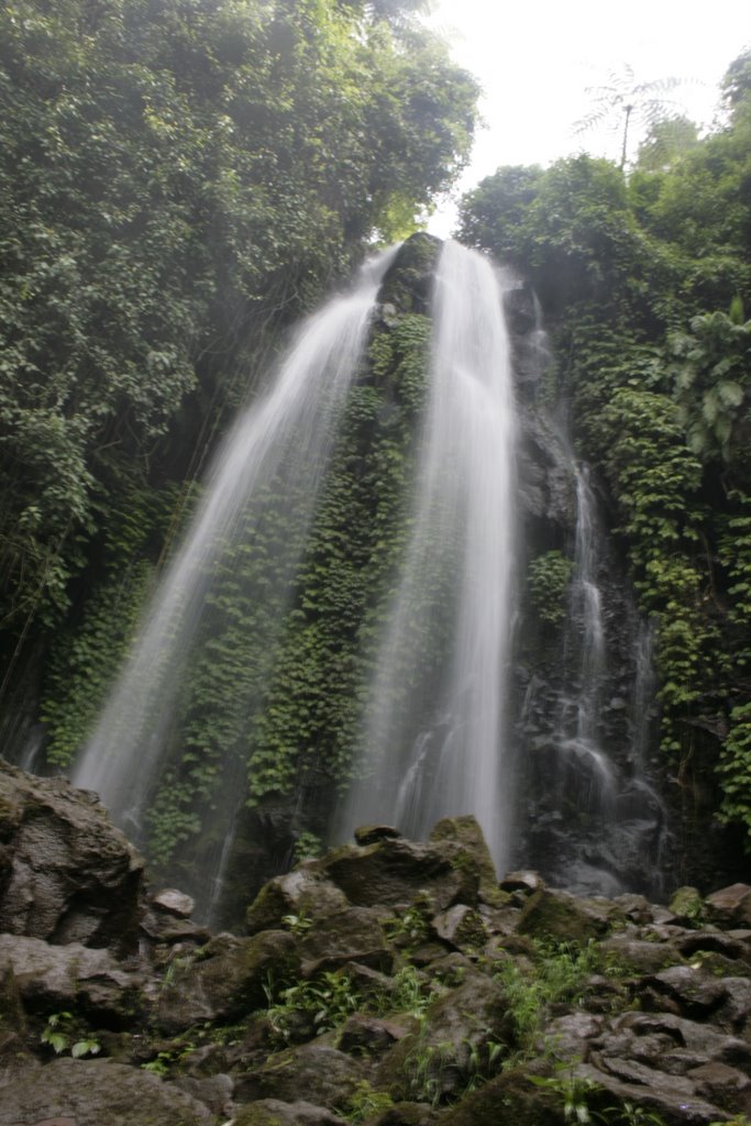 Jumog Waterfall (coktai) by coktai