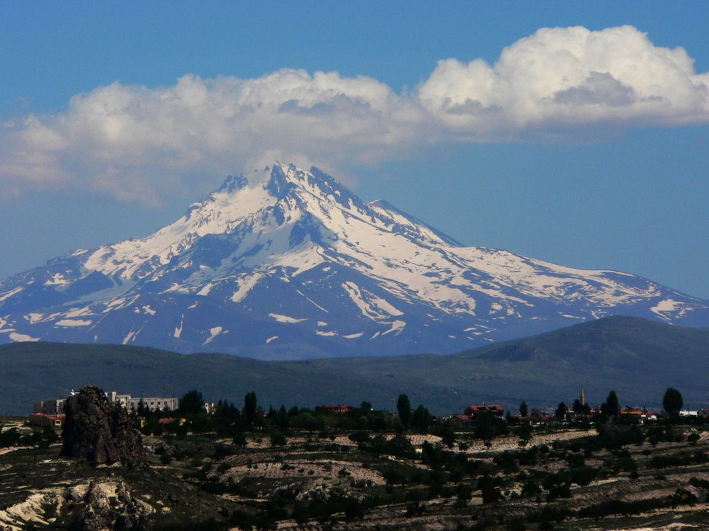 Montain Sultan (near Göreme) by Lovaszi Jozsef (Szeg…