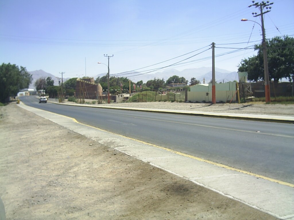 Entrada a Calama, Torre Parque el Loa. by Pa3losk¡