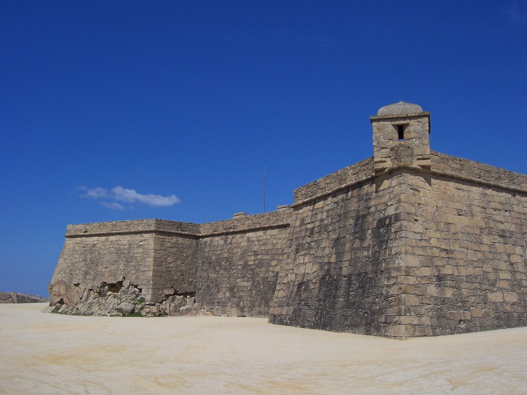 Forte de S. João Baptista-I by Luís Seixas