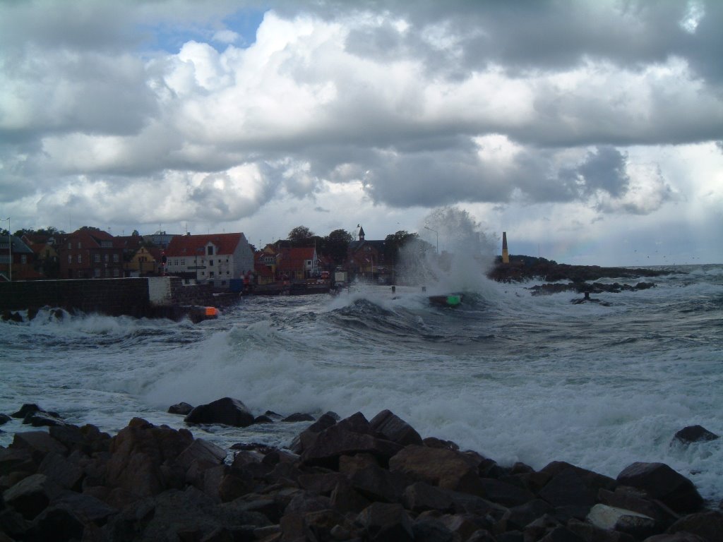 Allinge havn by Ivar Wesy-Hansen