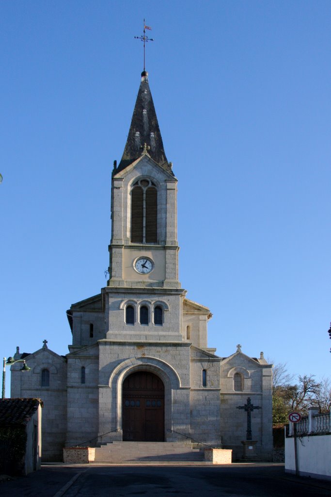 Châlus : église 19è siècle by macrobert