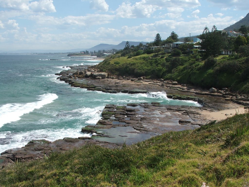 Small inlet south of Wombarra by Joelspics