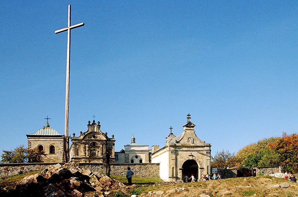 Widok na klasztor by Bokiel