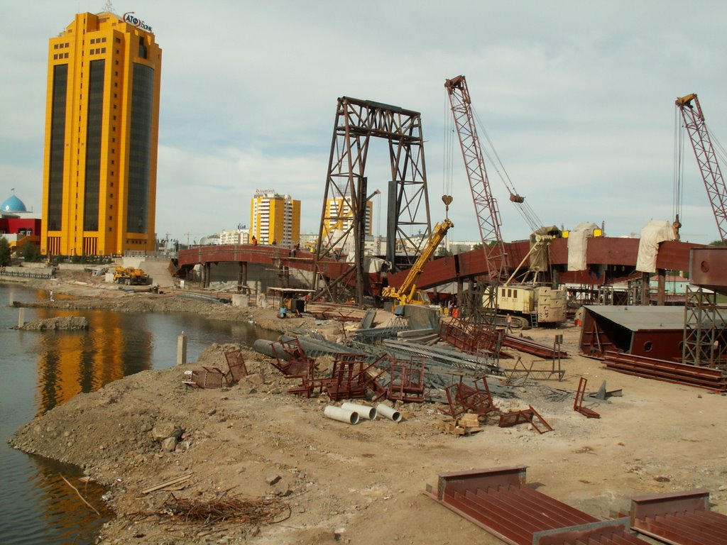 New Brige for Republic Ave over Ishim River, 15-6-2008 by Frank Tetreault