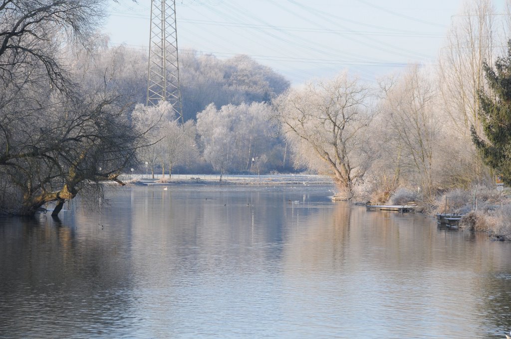 Die Ruhr in Bochum Dahlhausen im Winter by Torsten Kelle