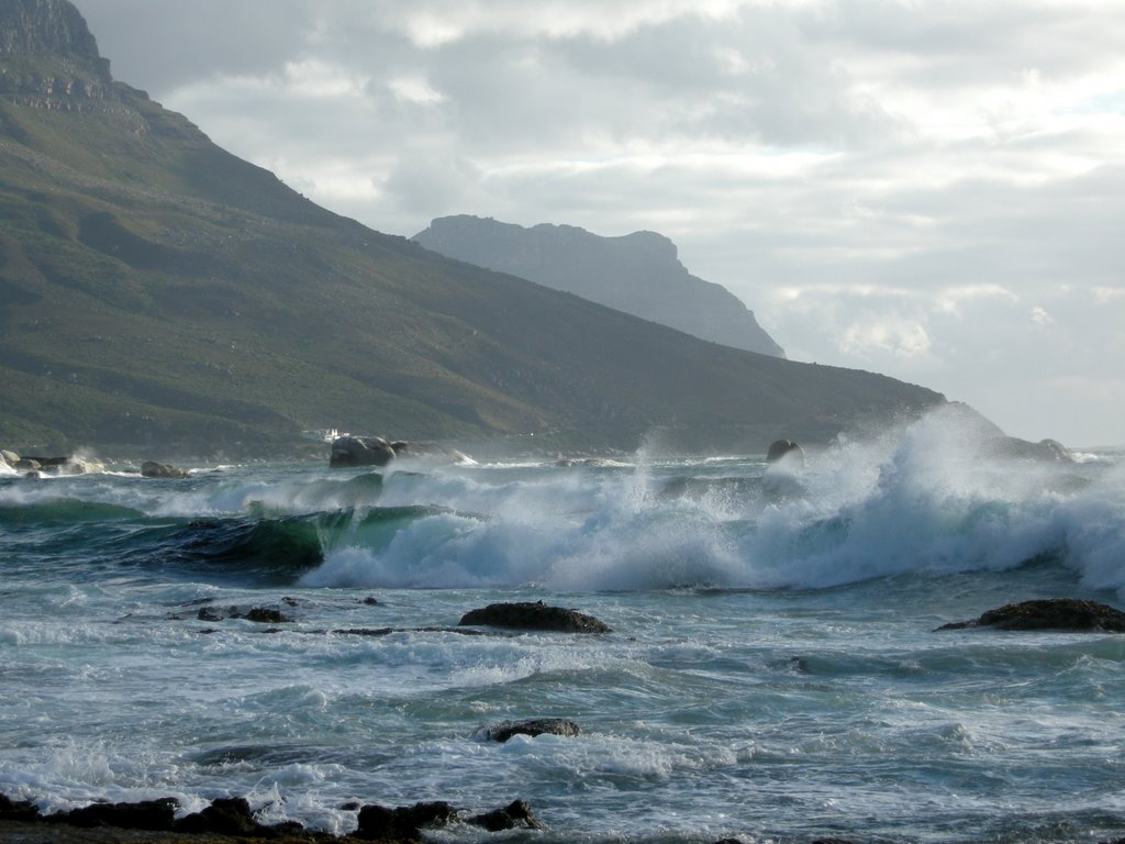 View from Camps Bay, Cape Town Dec 07 by A Fleming