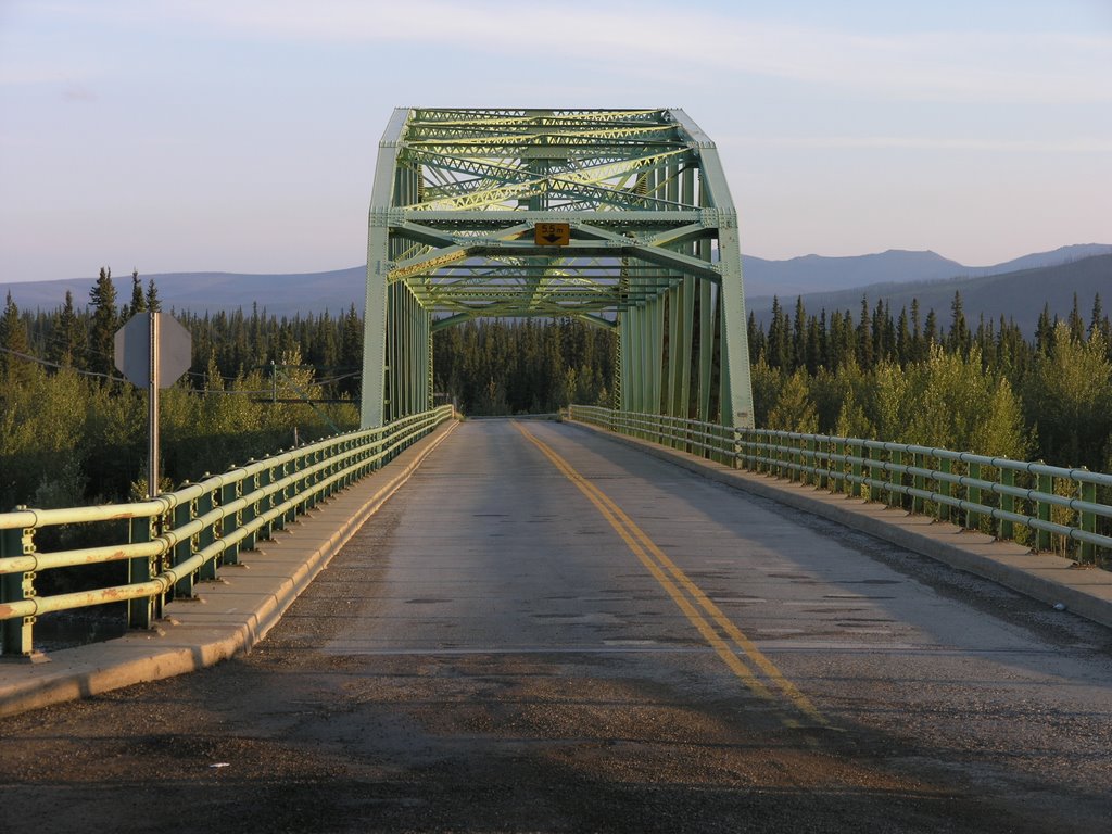 Stewart Crossing, YT, Canada. by Darren Roberts