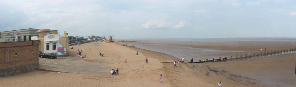 Cleethorpes Beach by Graham Capstick