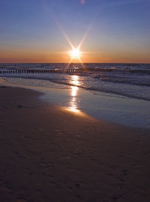 Niechorze beach by sunset by arek_b