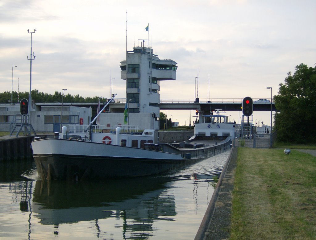 Lock in Lelystad by pawel1990