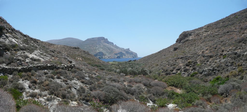 Hinterland von Agios Nikolaos by El Steffff