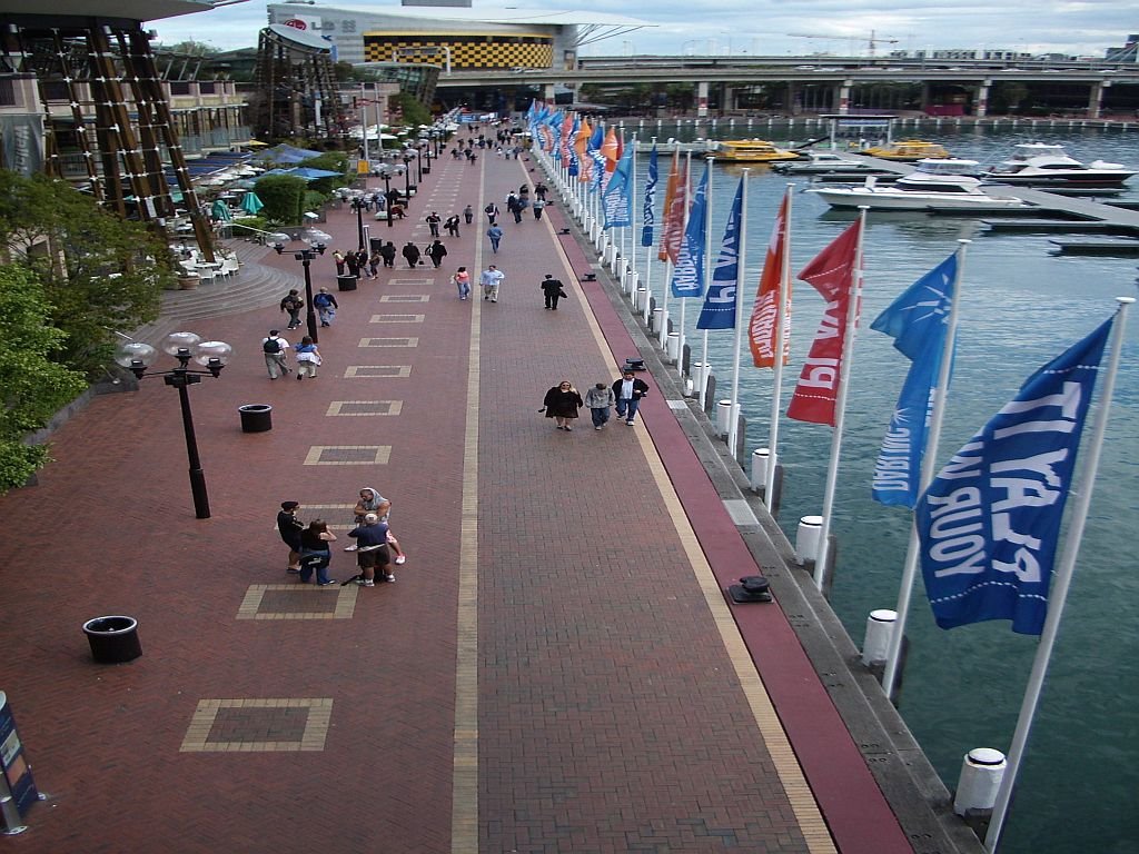 Sydney (Darling Harbour) by Torben R.