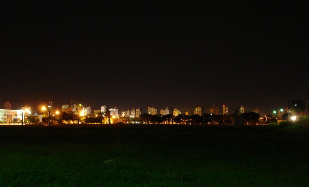 Night View of Araçatuba by Marcelo Szk