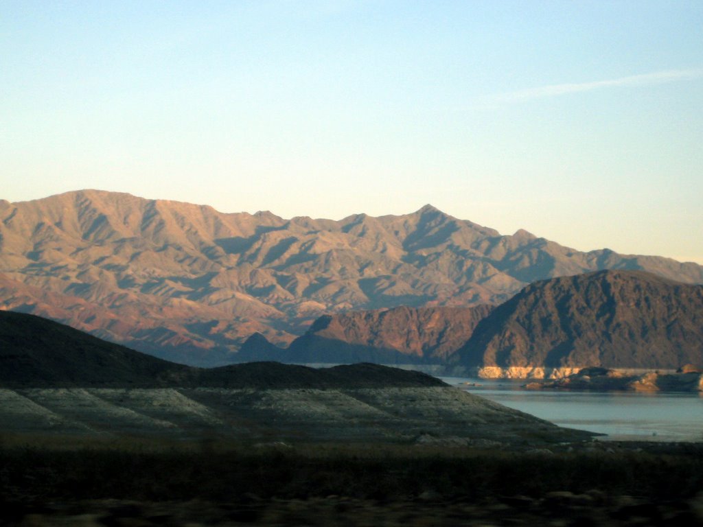 Lake Mead by CTAjunior