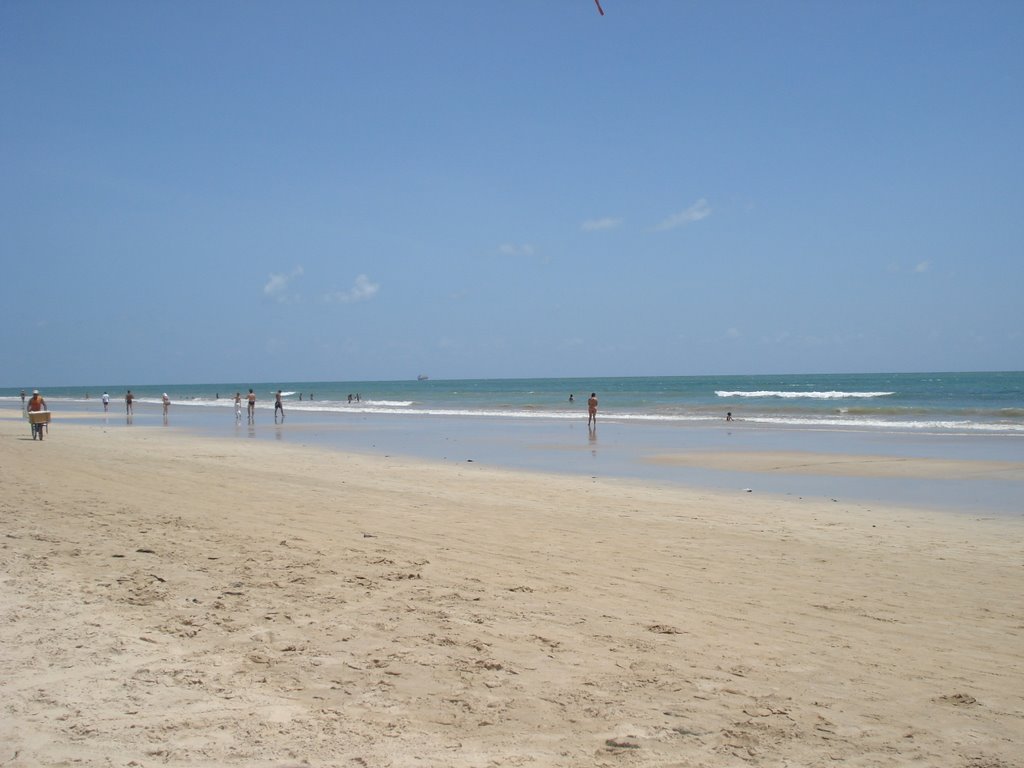 Praia de Boa Viagem( 1º Jardim) - Recife - Pernambuco - Brasil by Rejane Andrade