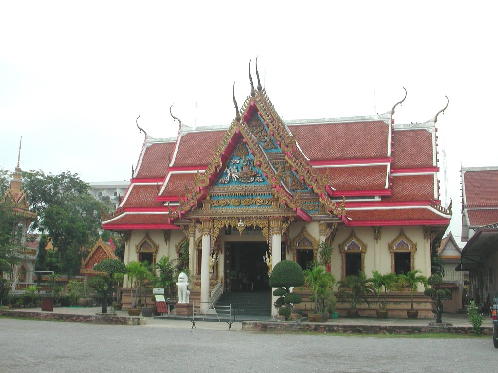 Hua Hin Wat by pirhaa