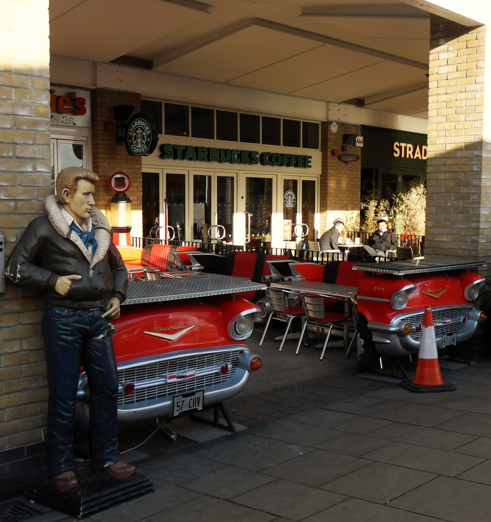 James Dean outside Eddie's Diner by farmbrough