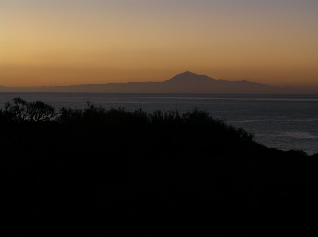 Tenerife at early morning from Los Cancajos by Iiro Sairanen