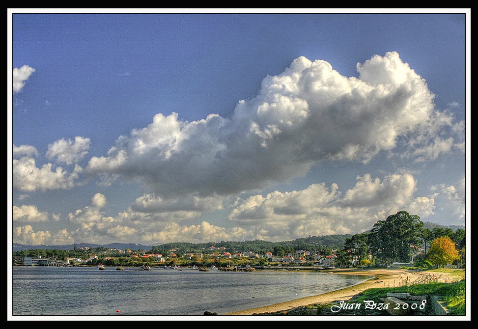 Praia das Sinas / Sinas Beach by Juan Poza