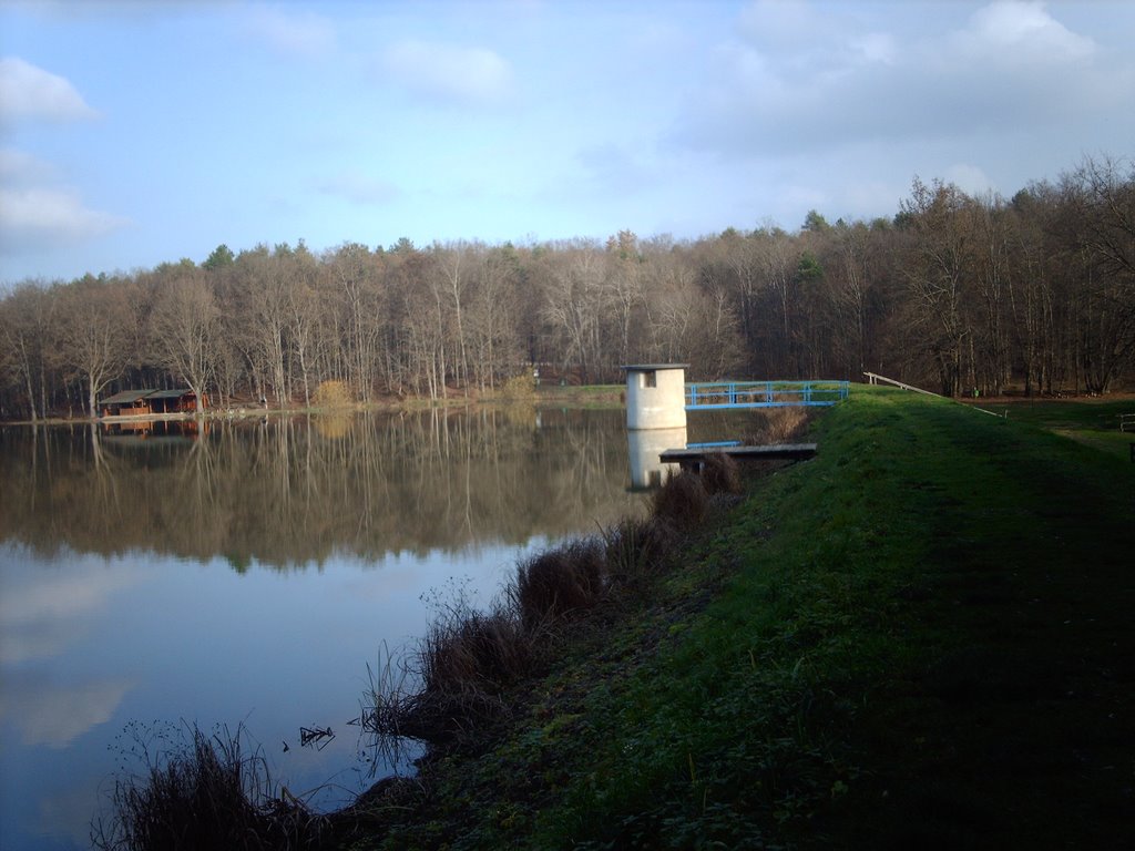 BUKOVNIŠKO JEZERO by Josip Koprivnjak