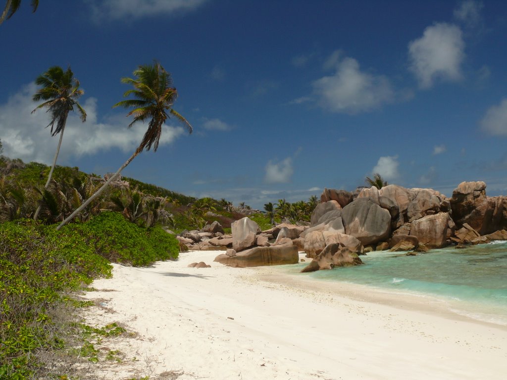 Anse Cocos, La Digue by szeszti