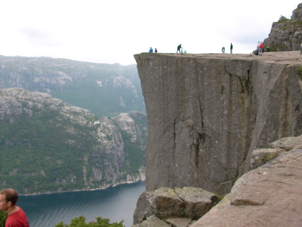 KB - Preikestolen - Stavanger by KriminalBrain