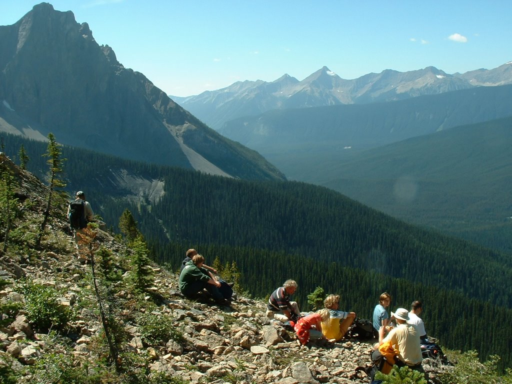 Above Emerald Lake, British Columbia by porukun50