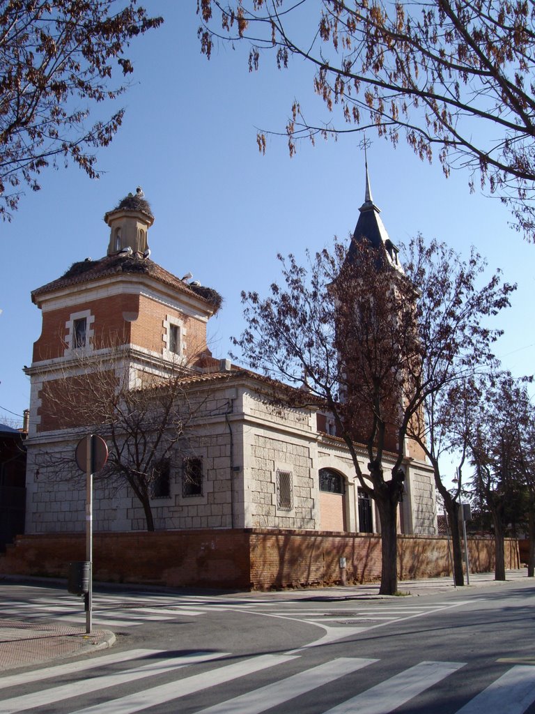 Iglesia en la calle San Isidro, Rivas by topview