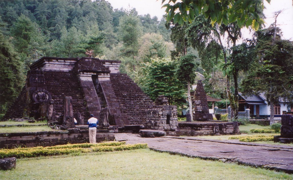 Candi Sukuh by GTOMR