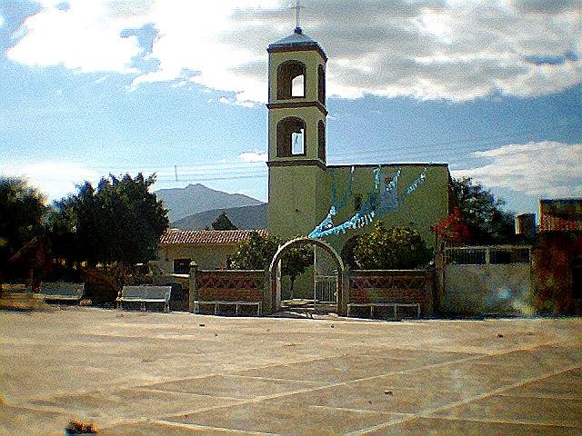 Templo de La Coronilla by Luis Carlos Flores-Q…