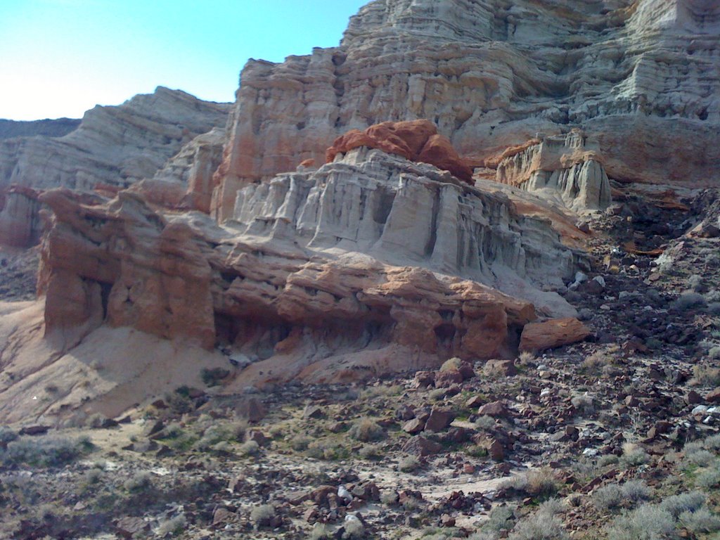 Red Rock Canyon by alexkr00