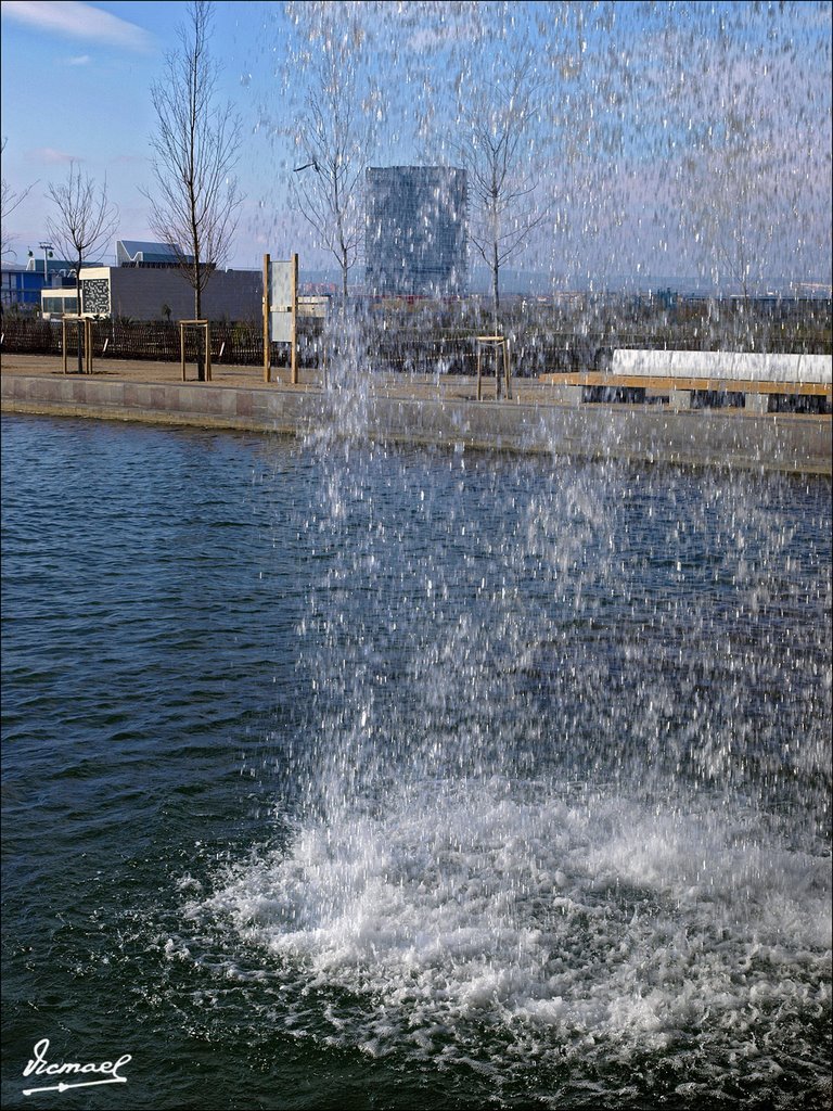 090106-01 PARQUE EXPO. TORRE DEL AGUA, AL FONDO. by Víctor Manuel Mamblo…