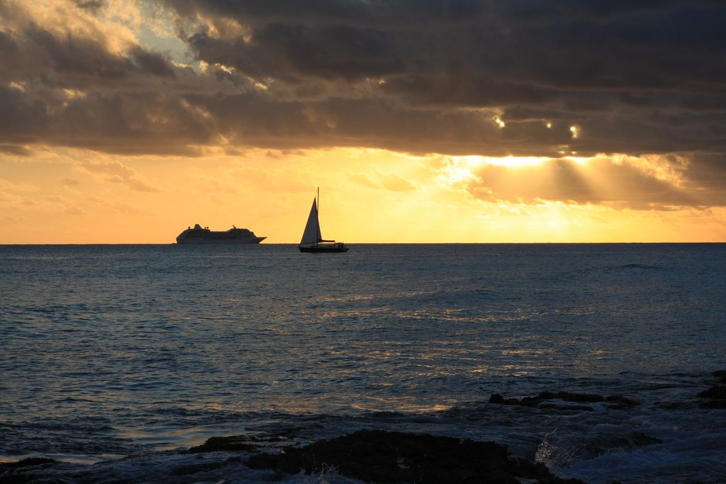 St Maarten Island by eld0923