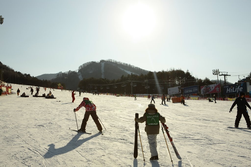 Yongpyong Ski Resort 용평리조트 by www.Visitkorea.or.kr