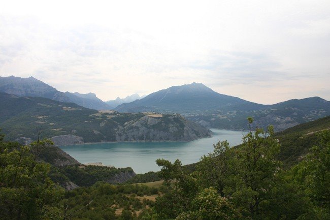 Lac de Serre Poncon by www.strobel-fotoserv…