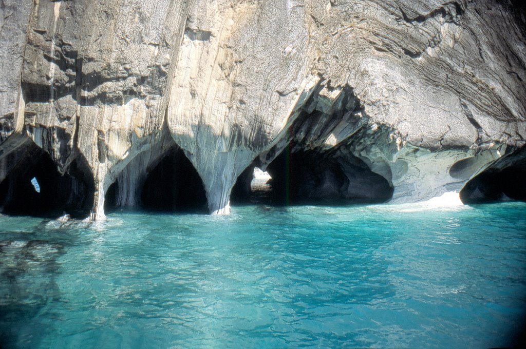 Lago General Carrera, Capilla de Marmol 2 by horacioparrague