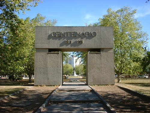 Monumento al Centenario (1881 - 1981) Century Monument by juan-rrii