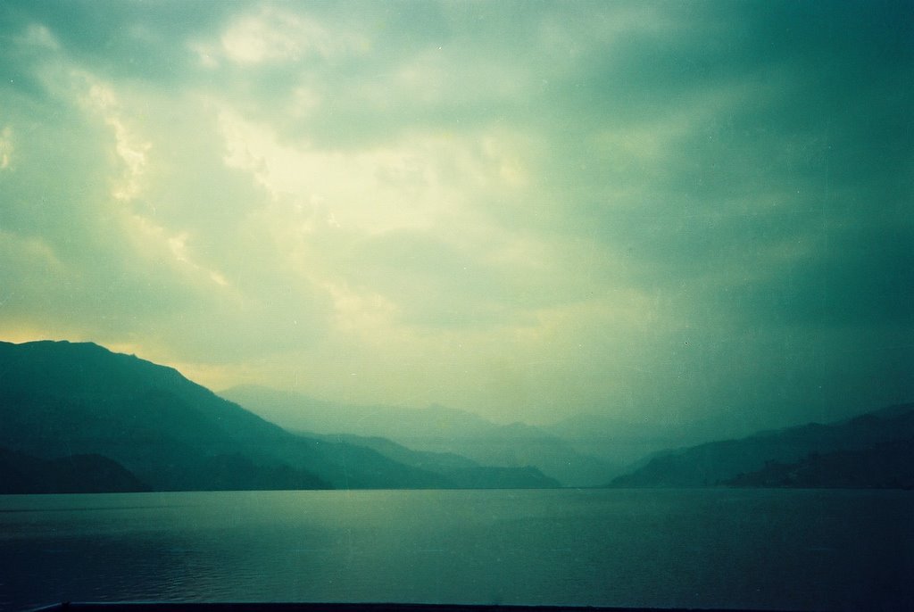 Phewa Lake,Pokhara,Nepal 3/1997 by F.Zaman