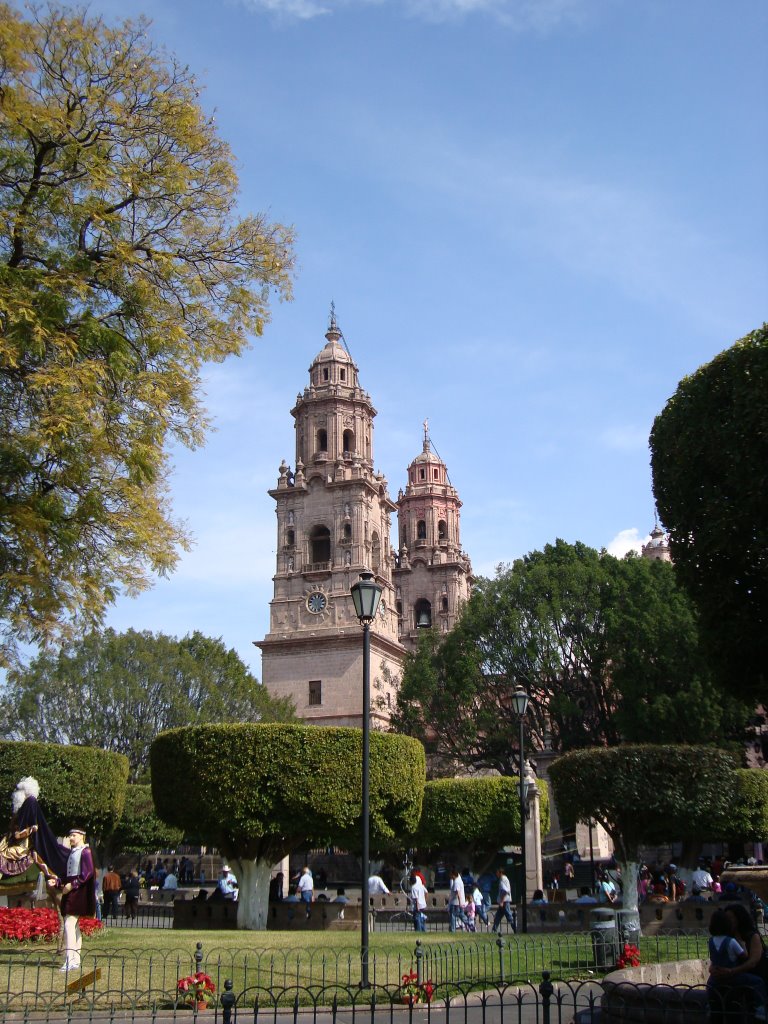 Catedral de Morelia, Michoacán by Jonathan F. Pérez Al…