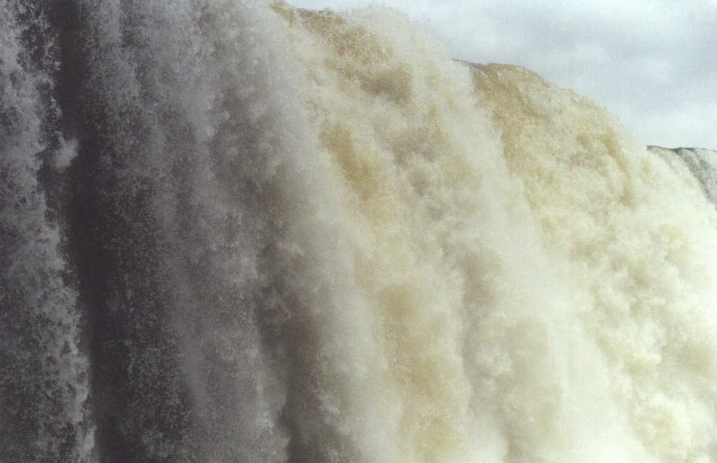 Iguaçu by Edilson V Benvenutti