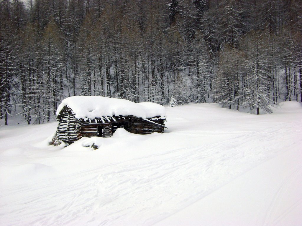 Torgnon (AO) - Antica baita by Giancarlo Ticozzi