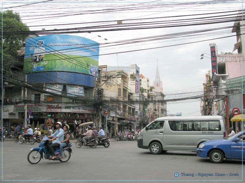 Ngã tư - Hai Bà Trưng / Võ Thị Sáu - Crossroads by Thắng Nguyên Xuân