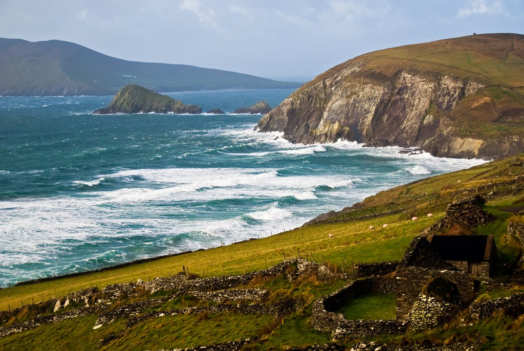 View near Slea Head by atherts