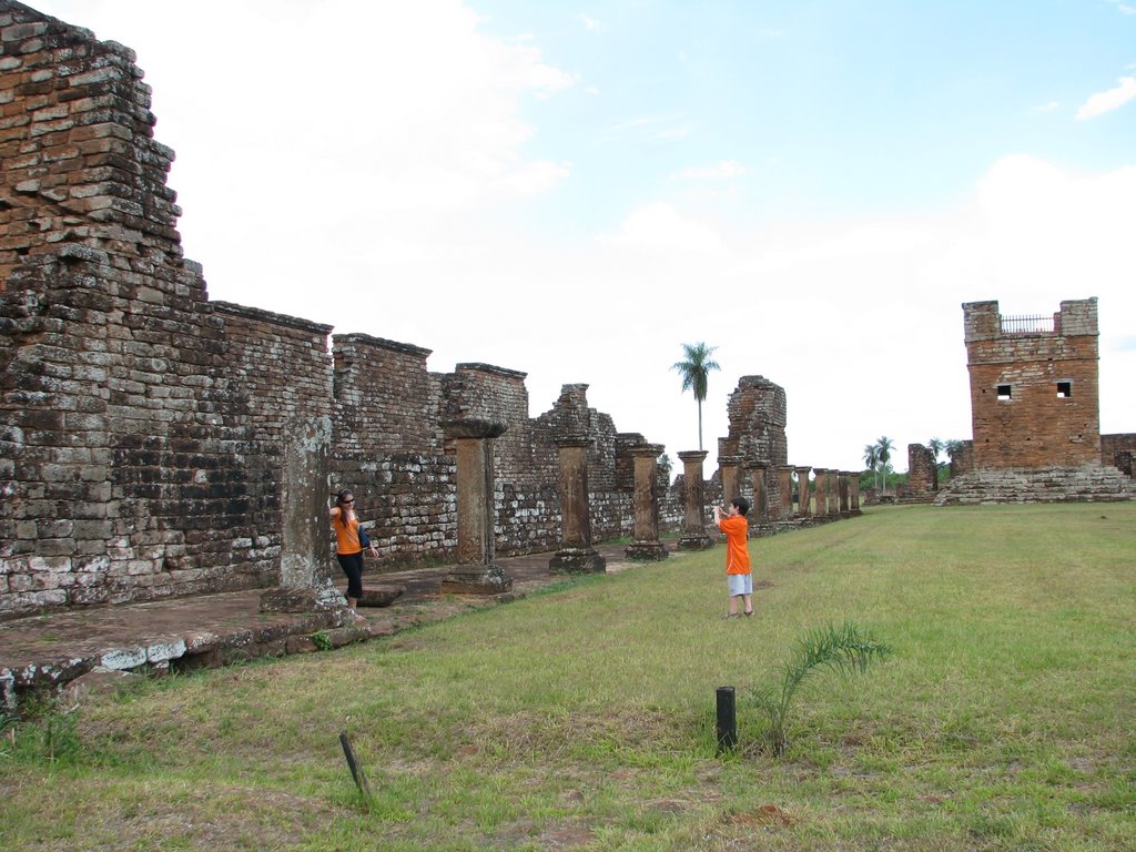 Ruinas Jesuiticas Trinidad 2 by Nelson Figueredo Kam…