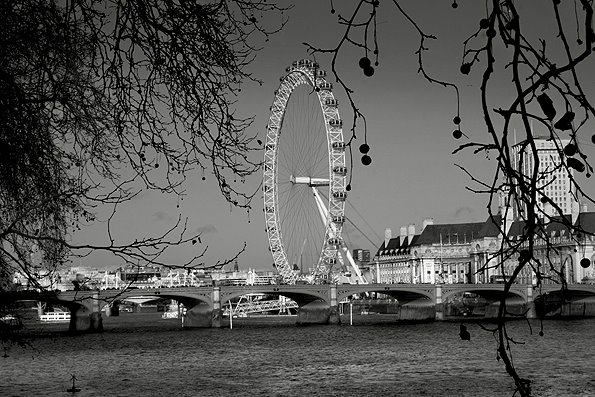 The London Eye, Westminister Bridge & The Thames, City of Westminister, London, England. by 2c