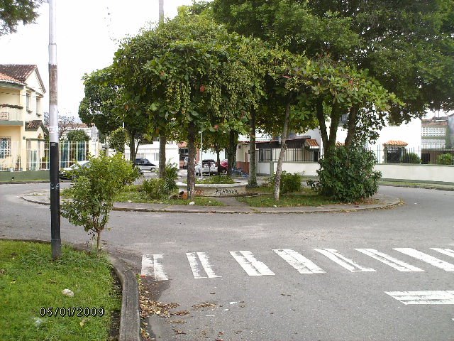 Cruz de las misiones redentoristas "Barrio obrero" by josehumberto