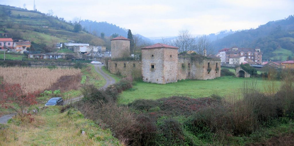 Torre, Palacio y Capilla de Olloniego by La Casa del Chiflón