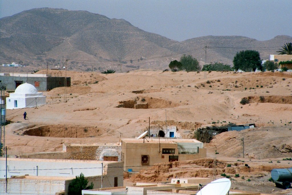 Tunisie_Matmata_Holes in the earth_033_30A.JPG by George Charleston